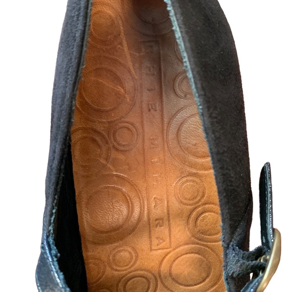 Chie Mihara Black Suede Strap Close Top Pump Heels Size 40 - Picture 8 of 17